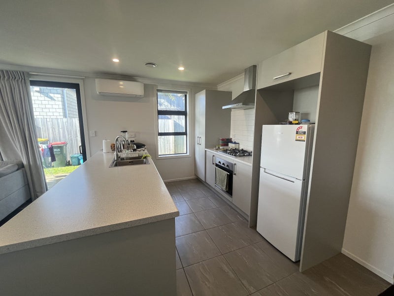 20 Rocky Road, Huntington, Hamilton - Carousel 2