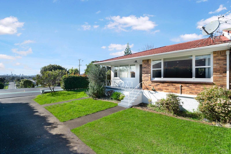 1/183 Mount Albert Road, Sandringham, Auckland - Carousel 2
