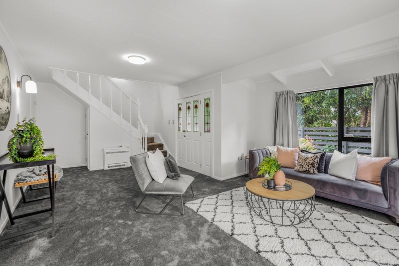 56 Larchmont Grove, Totara Park, Upper Hutt - Carousel 2