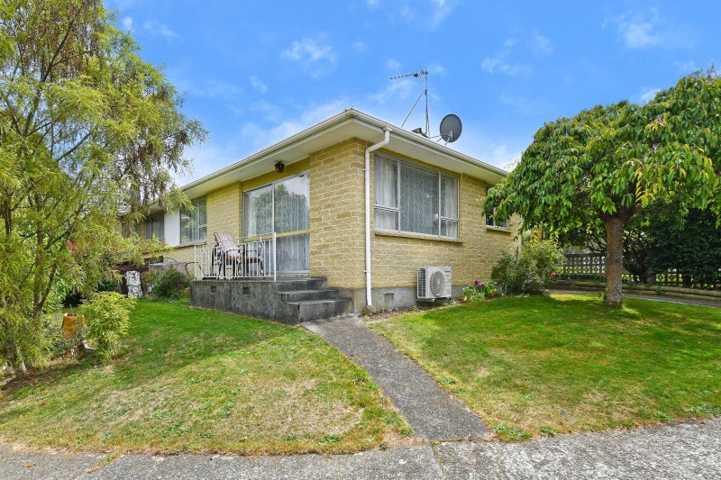 1 Monterey Place, Totara Park, Upper Hutt - Carousel 2