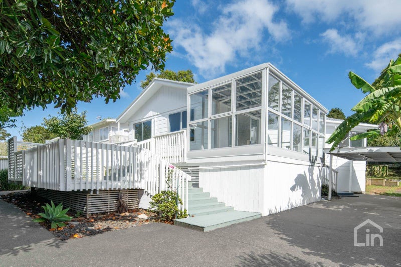 49 Castleton Street, Birkdale, Auckland - Carousel 1