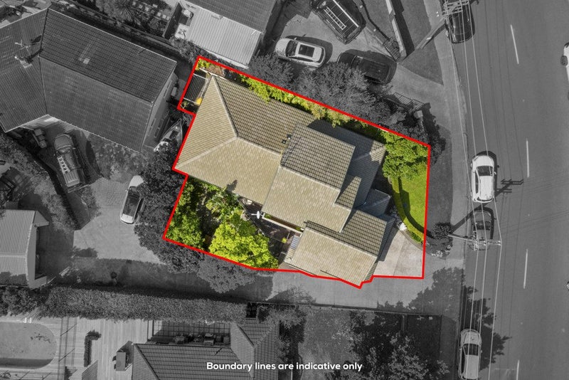 2/130 Sandspit Road, Shelly Park, Auckland - Carousel 26