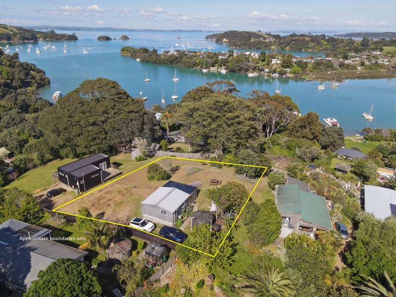 12A Ostend RD, Ostend, Waiheke Island - Carousel 1