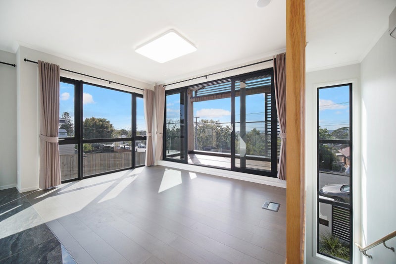 73A New Windsor Road, New Windsor, Auckland - Carousel 2