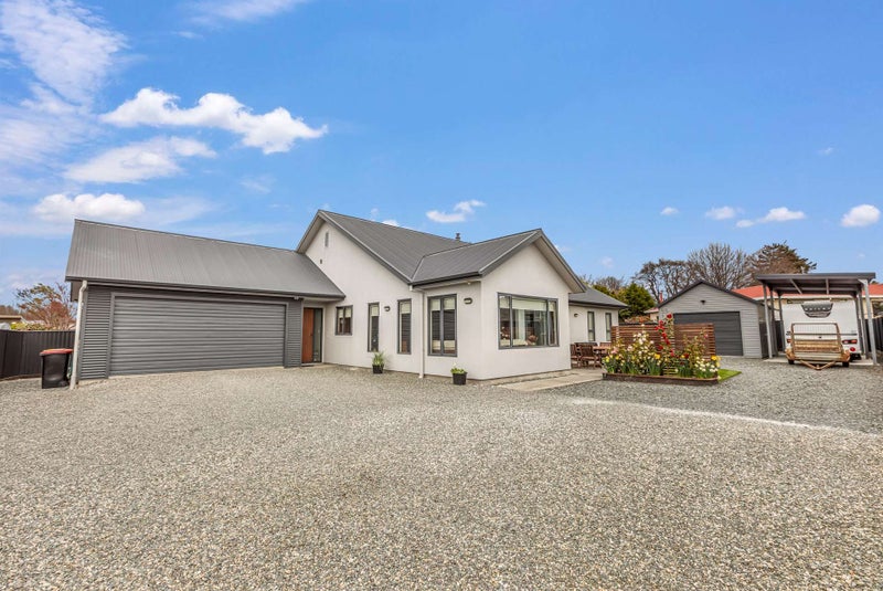 3 Robina Place, Gore, Gore - Carousel 1