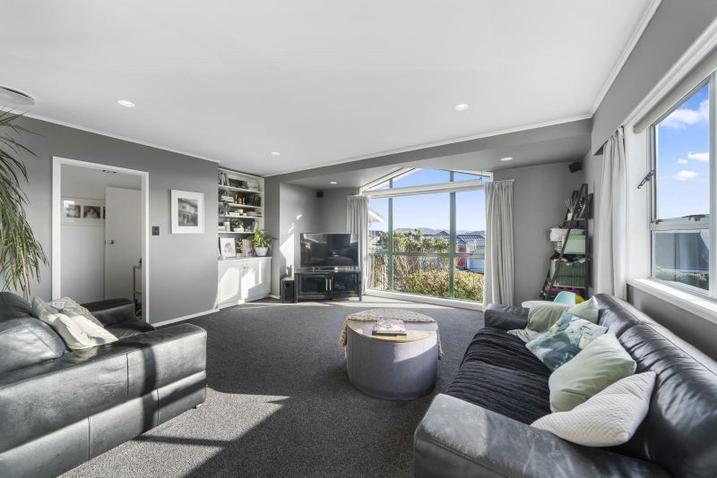 172 Orangi Kaupapa Road, Northland, Wellington - Carousel 2