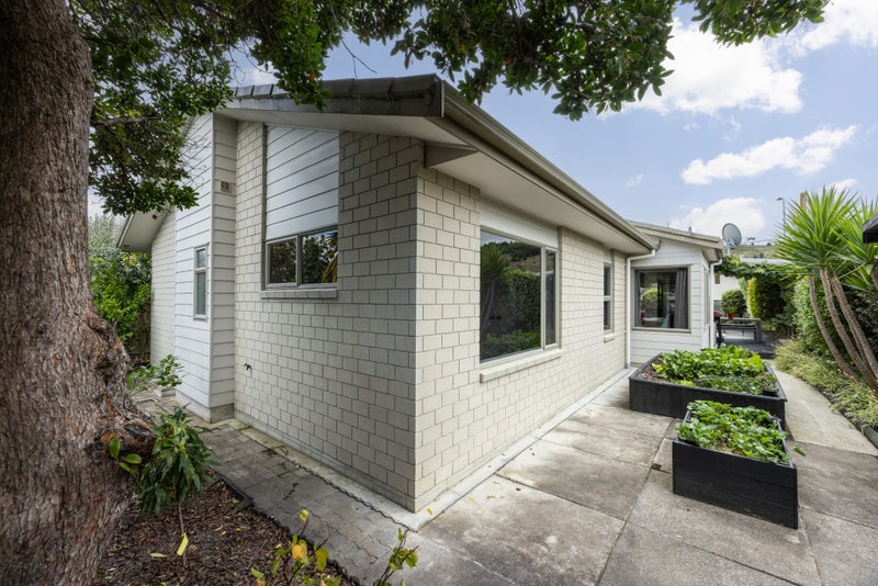 4 West Place, Greenmeadows, Napier - Carousel 16
