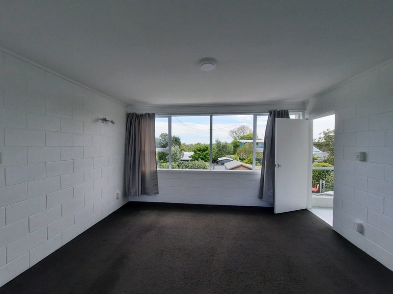 8/8 Eldon Road, Balmoral, Auckland - Carousel 2