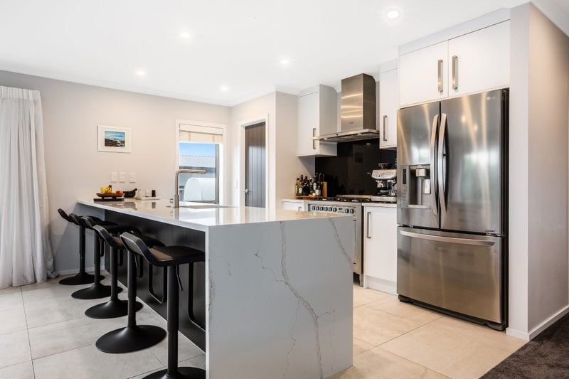 17 Kepler Way, Aotea, Porirua - Carousel 2