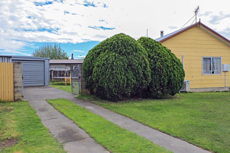 1 Clement Place, Greenmeadows, Napier - Carousel 2