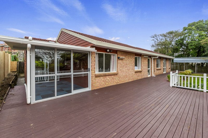 7 Wattle Street, New Lynn, Auckland - Carousel 2