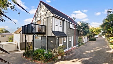 6/23 Cleary Road, Panmure, Auckland - Carousel 1