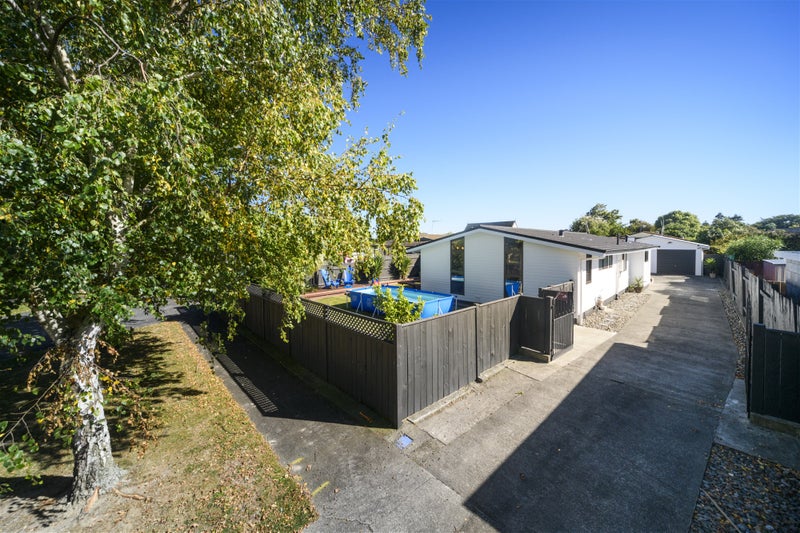 6 Chadwick Place, Highbury, Palmerston North - Carousel 1