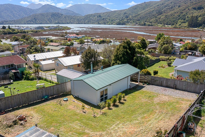 3 Mclean Drive, Havelock - Carousel 1