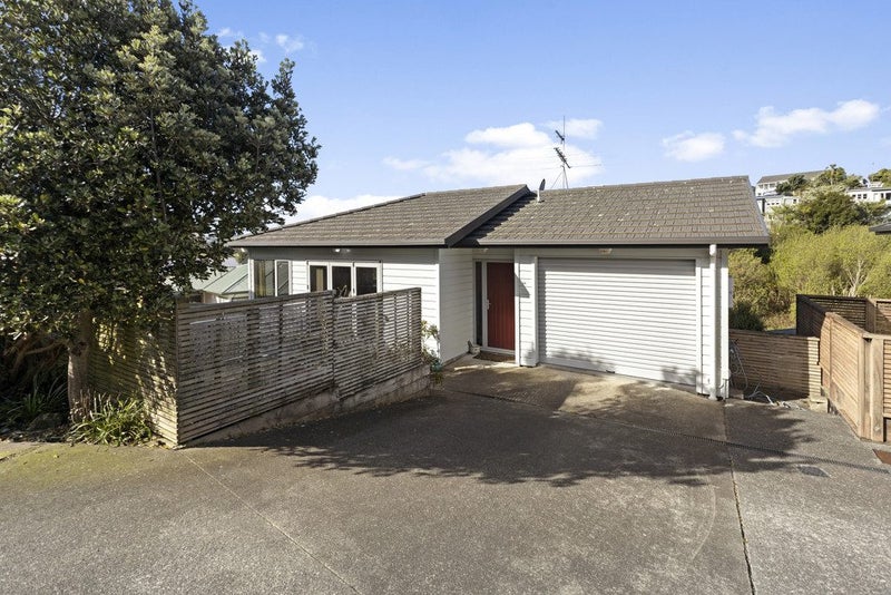 5A Stephen Street, Johnsonville, Wellington - Carousel 2