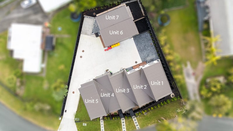 6/13 Crosby Road, West Harbour, Auckland - Carousel 1