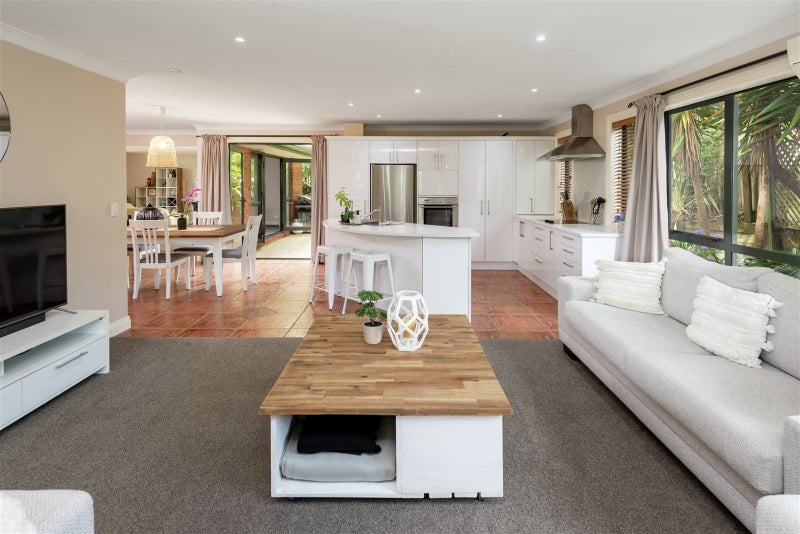 4 Swordfish Place, Maraetai, Auckland - Carousel 2