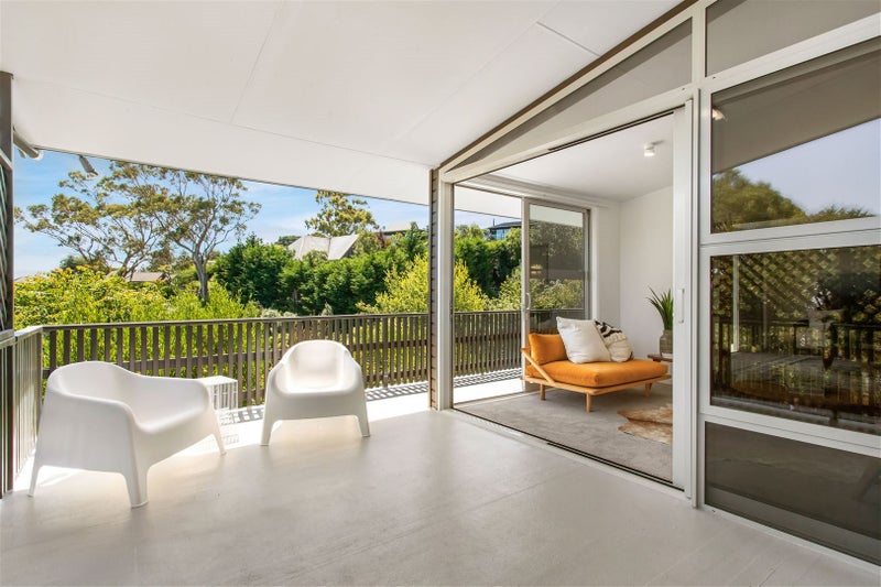 8 Pentre Terrace, Cashmere, Christchurch - Carousel 2