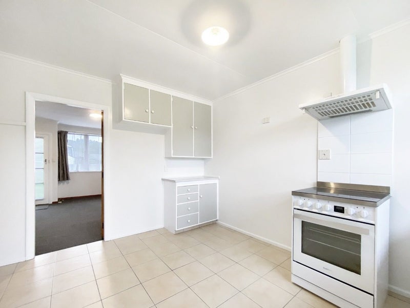 1115A Fergusson Drive, Clouston Park, UPPER HUTT - Carousel 2