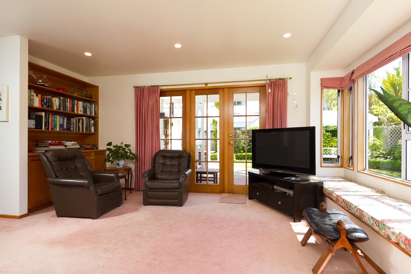 11 Huia Place, Hutt Central, Lower Hutt - Carousel 2