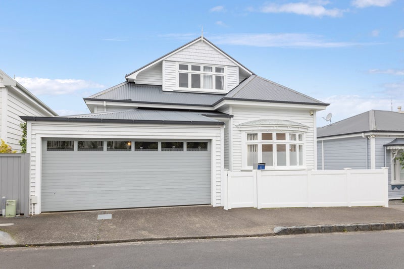 31 Hackett Street, Saint Marys Bay, Auckland - Carousel 1