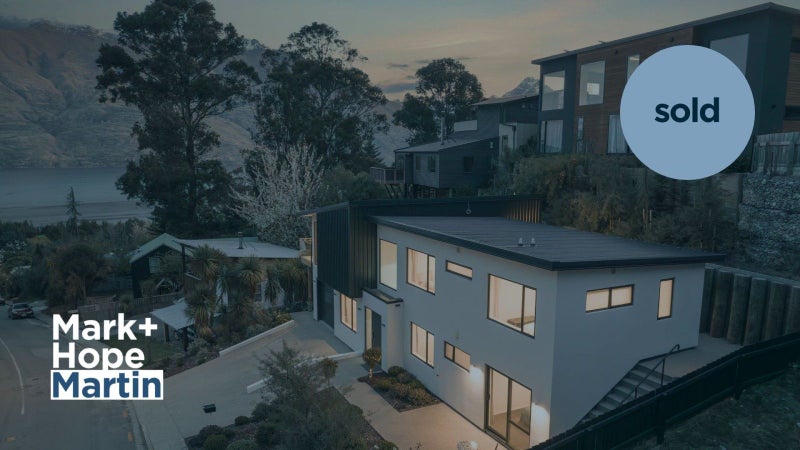 242 Fernhill Road, Sunshine Bay, Queenstown - Carousel 1