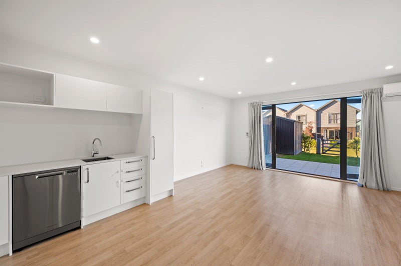 7 Mt Nicholas avenue, Wanaka, Queenstown - Carousel 2