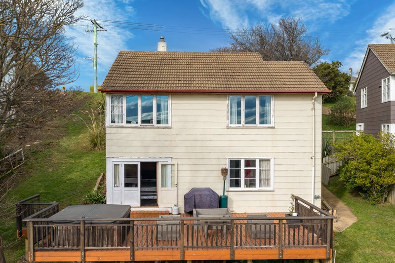 42 Columba Avenue, Calton Hill, Dunedin - Carousel 2