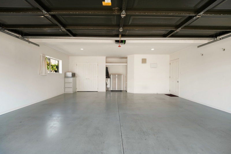 2/89 Aberdeen Road, Castor Bay, Auckland - Carousel 20