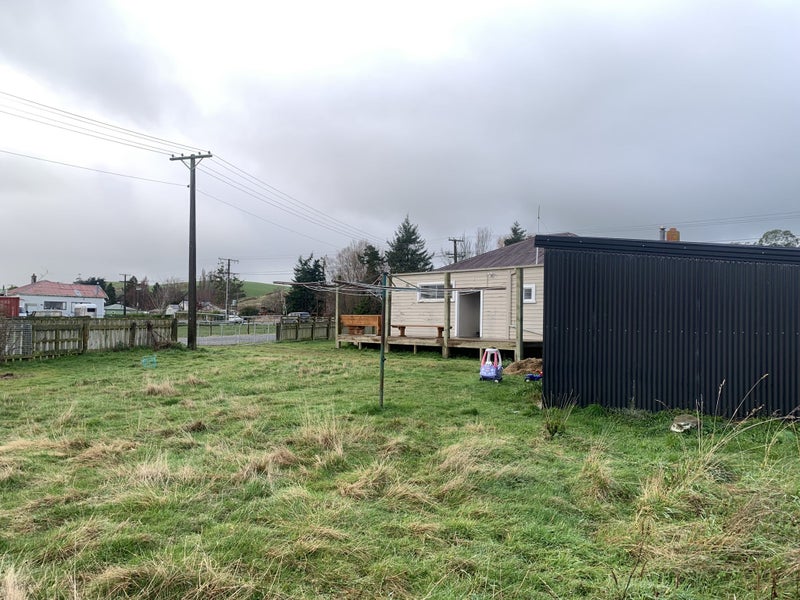 3 Esk Street, Heriot, Tapanui - Carousel 21