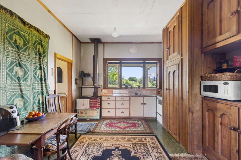 261 Kelling Road, Upper Moutere - Carousel 2