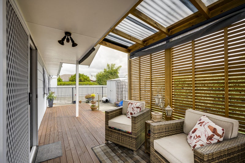 18A Cassino Crescent, Onekawa, Napier - Carousel 1