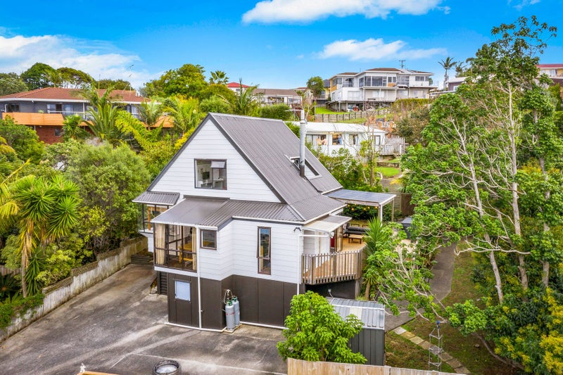 27B Polkinghorne Drive, Manly, Whangaparaoa - Carousel 1