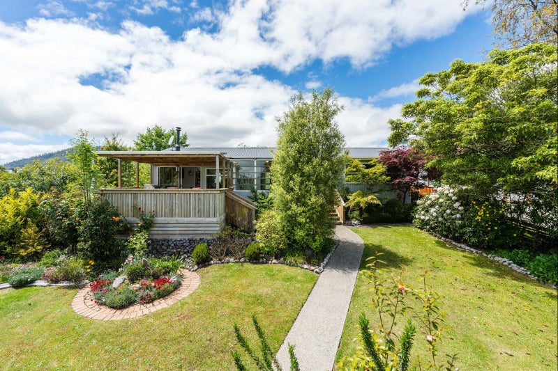 16 Invergarry Road, Hilltop, Taupo - Carousel 1