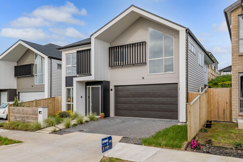 22 Paripari ST, Flat Bush, Auckland - Carousel 2