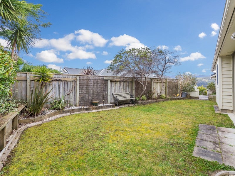 25 James Nairn Grove, Riverstone Terraces, Upper Hutt - Carousel 2
