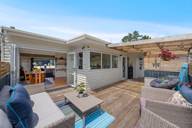 1/516 Hibiscus Coast Highway, Hatfields Beach, Orewa - Carousel 1
