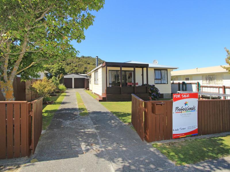 66 Meremere Street, Wainuiomata, Lower Hutt - Carousel 1