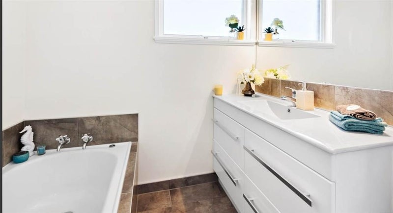 2/84 Rawhiti Road, Onehunga, Auckland - Carousel 6