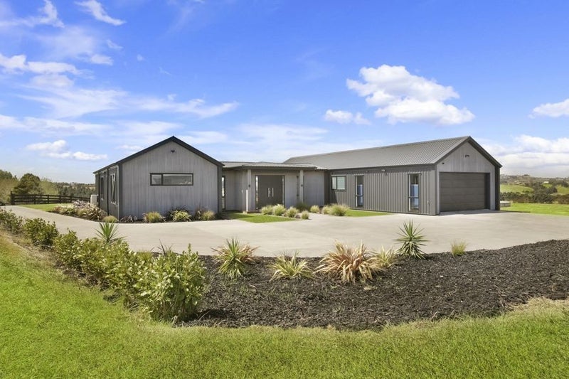 149 Waller Road, Puni - Carousel 1