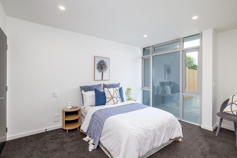 11/272 Marine Parade, New Brighton, Christchurch - Carousel 2