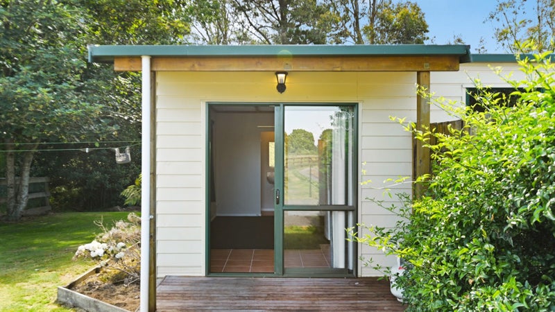 84 Hawksgrip Road, Rotokauri, Hamilton - Carousel 2