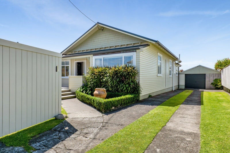 23 Belt Road, Moturoa, New Plymouth - Carousel 2