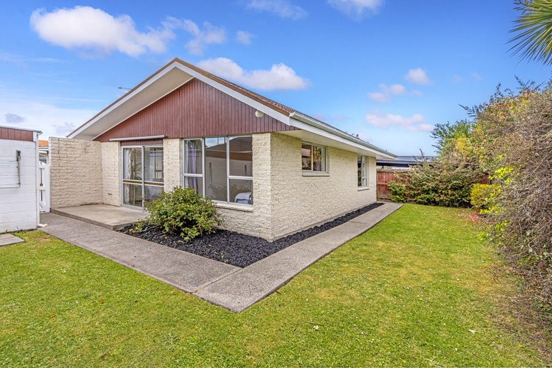 2/191 Waimairi Road, Ilam, Christchurch - Carousel 1
