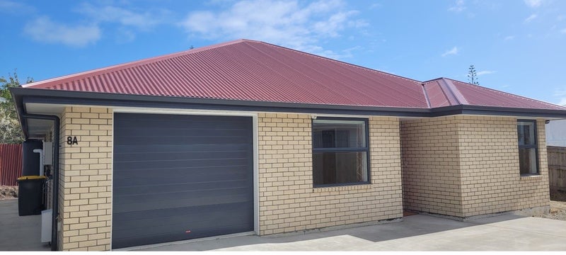 8 Hukatai Street, Elsdon, Porirua - Carousel 11