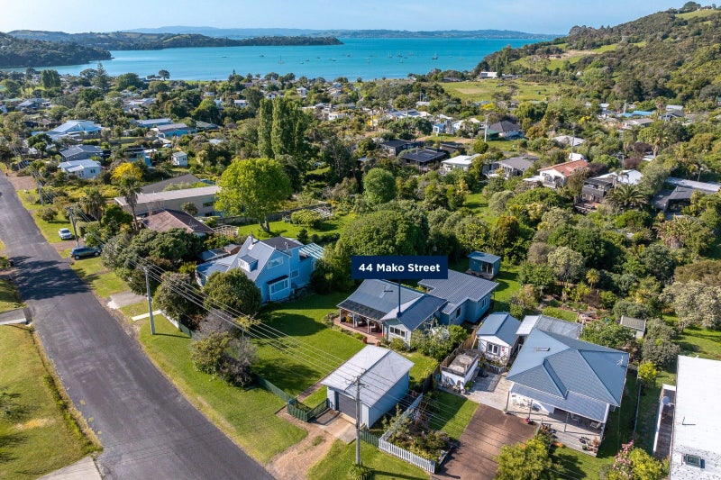 44 Mako Street, Oneroa, Waiheke Island - Carousel 26