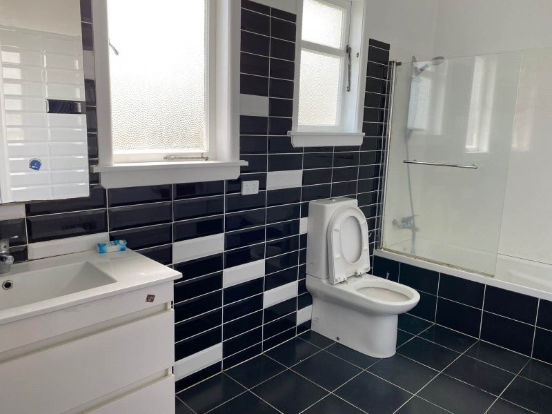 114 Mcleod Road, Te Atatu South, Auckland - Carousel 2
