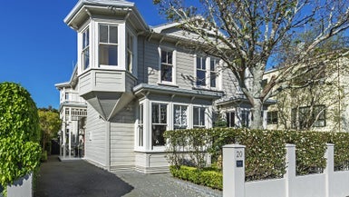 20 Hobson Street, Thorndon, Wellington - Carousel 1