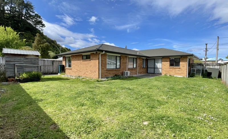 6 Pokaka Street, Birchville, Upper Hutt - Carousel 11