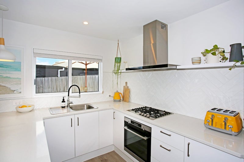 20 Tahuna Minhinnick DR, glenbrook, Glenbrook - Carousel 2